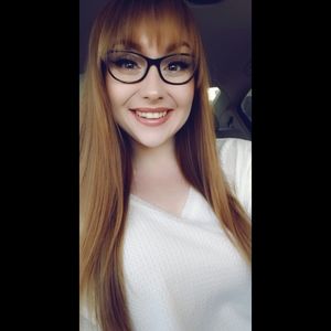 Meet your Posher, Korina